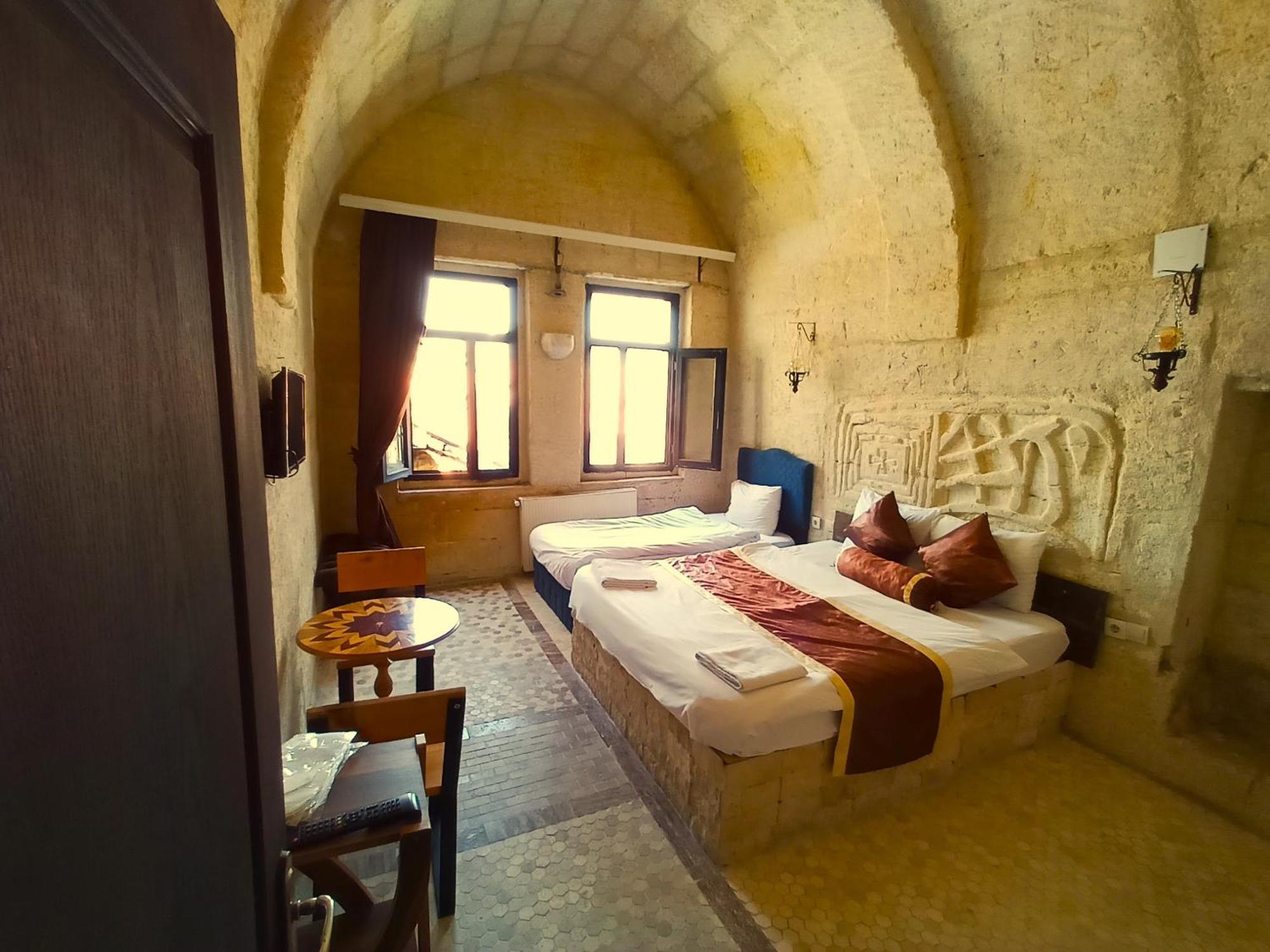 Stone Age Cappadocia Hotel เนฟซิเฮียร์ ภายนอก รูปภาพ