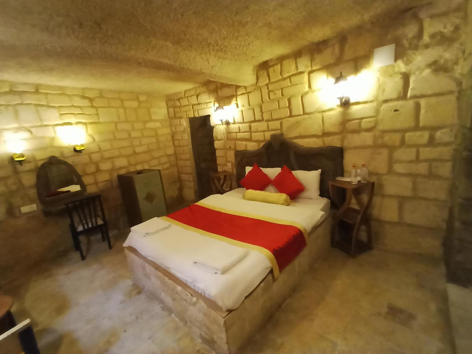 Stone Age Cappadocia Hotel เนฟซิเฮียร์ ภายนอก รูปภาพ