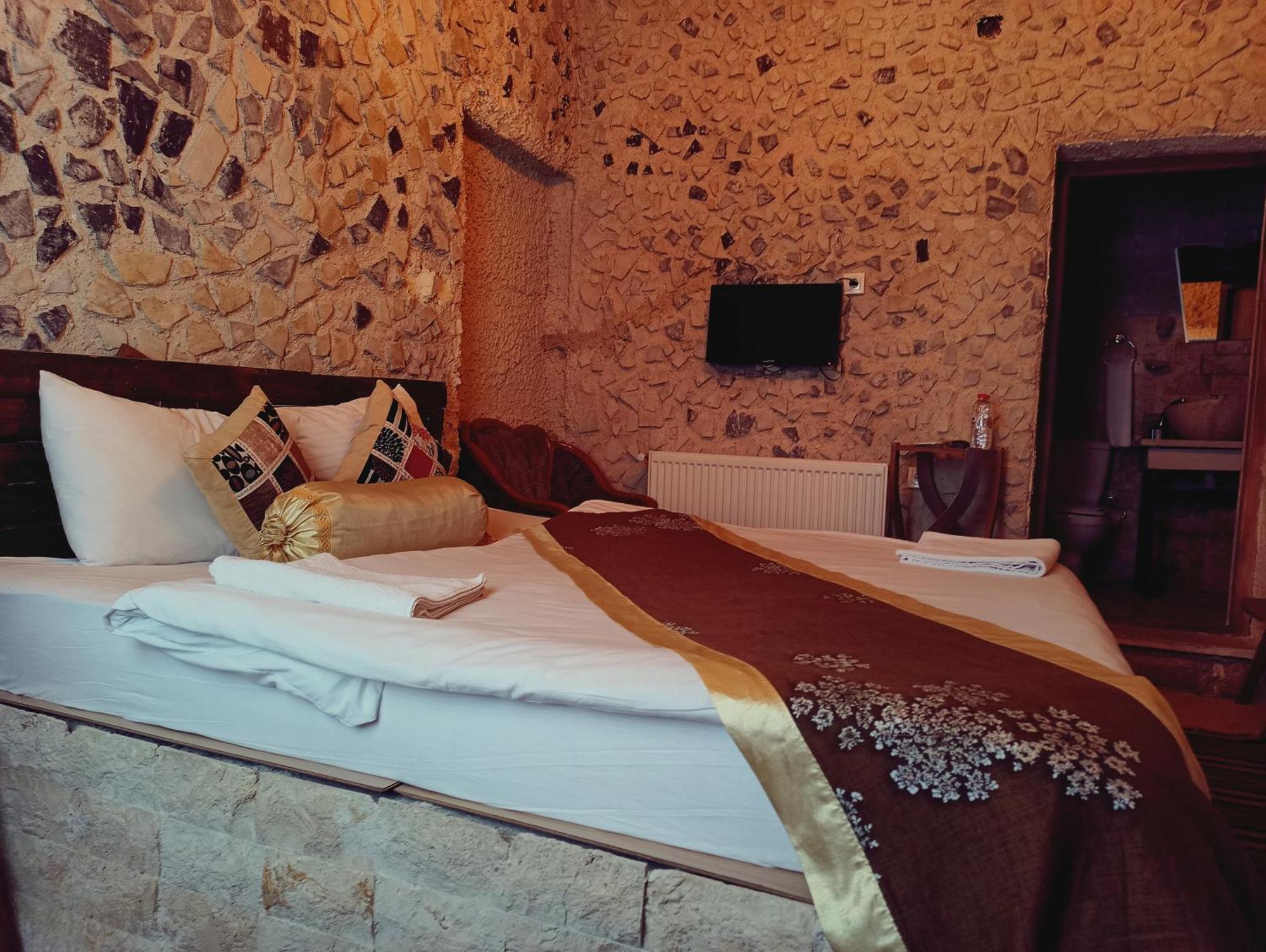 Stone Age Cappadocia Hotel เนฟซิเฮียร์ ภายนอก รูปภาพ